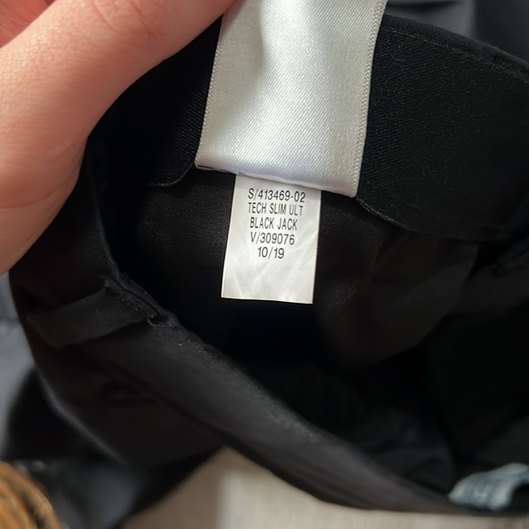 OLD NAVY Slim Ultimate Tech Built-In Flex Chino Pants men’s size 32x32 - Picture 7 of 10